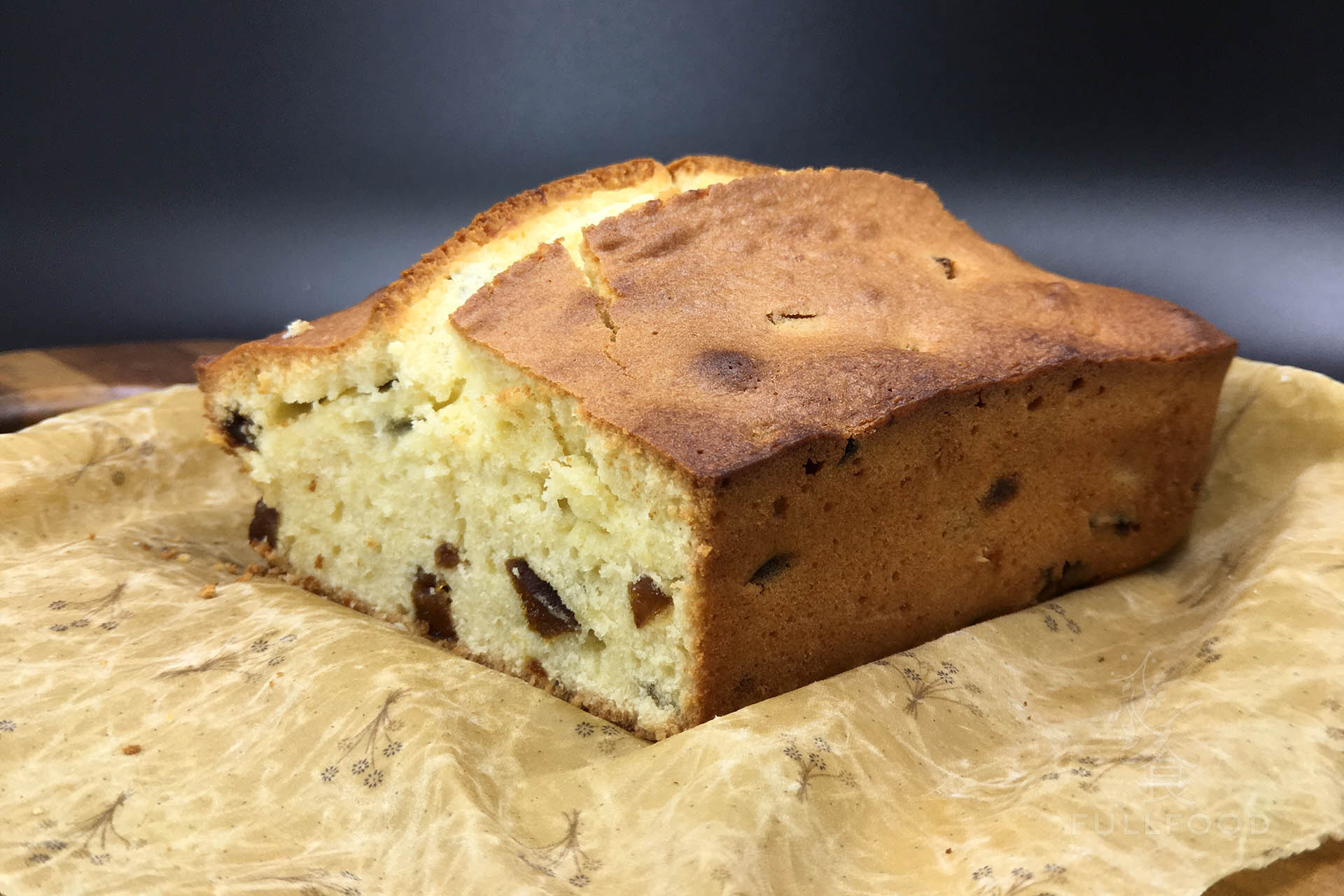 Apricot pound cake-feat