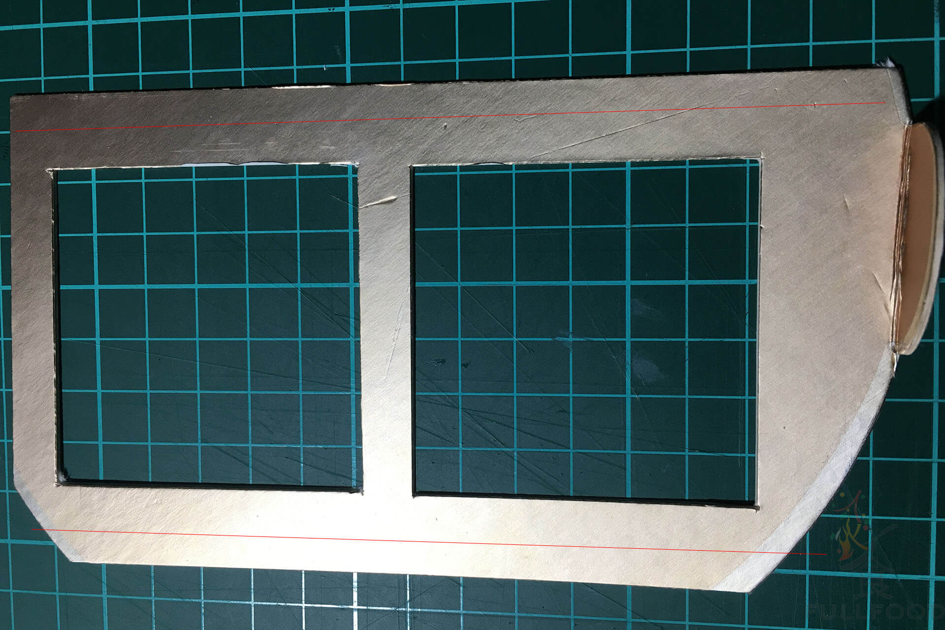 shiroi-koibito-mold-cutting