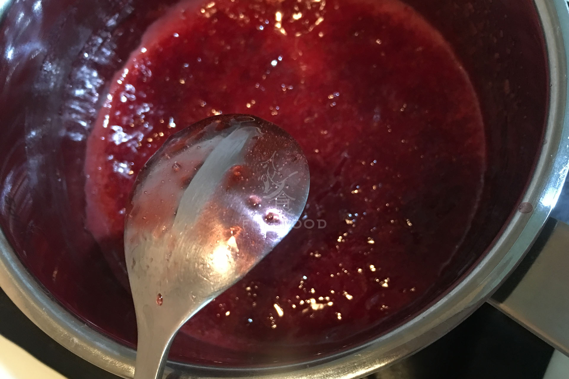 strawberry chantilly tart-jam-3
