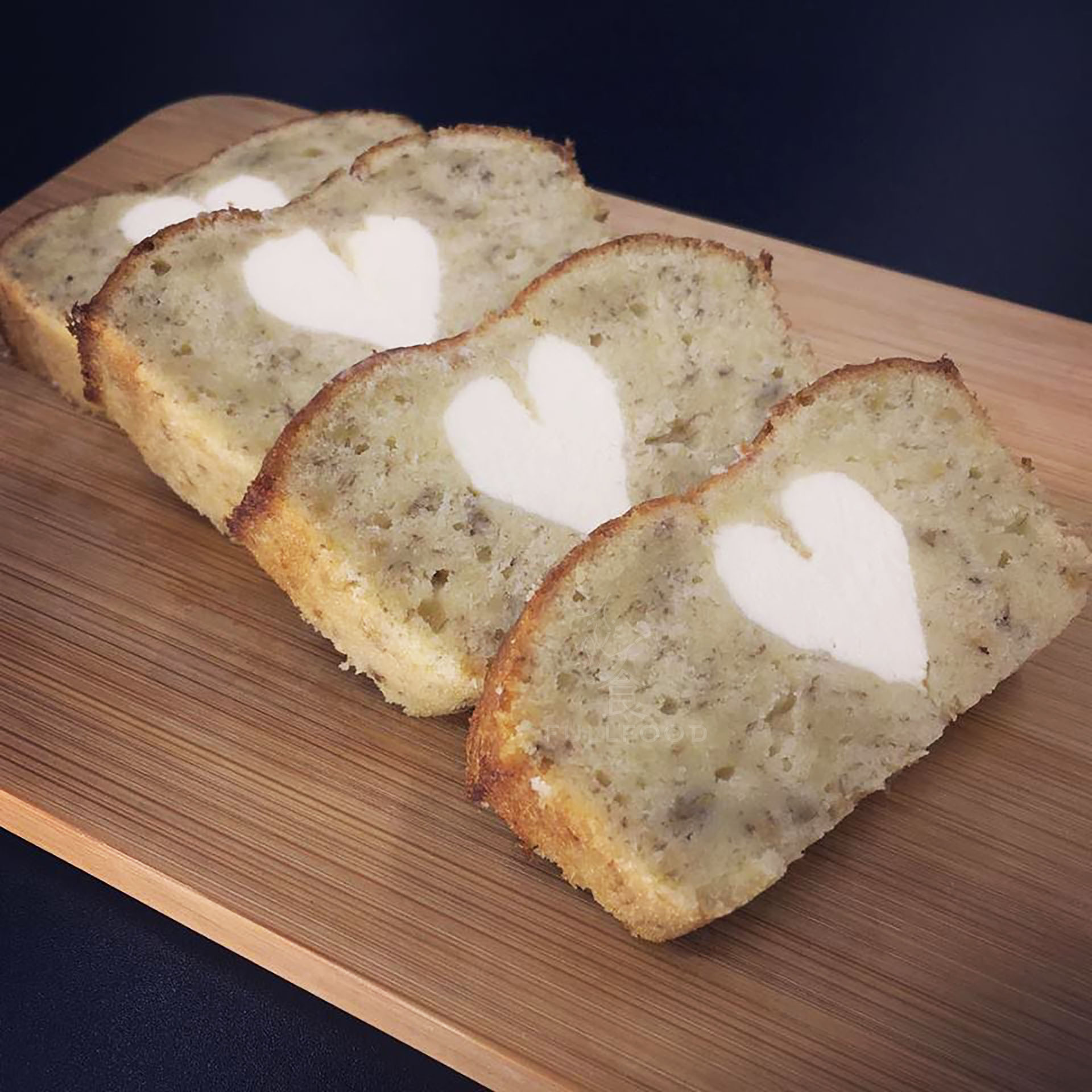 cream cheese banana cake - sq