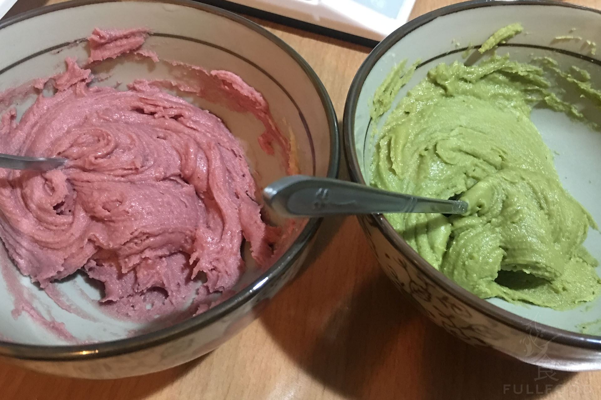 pastry color
