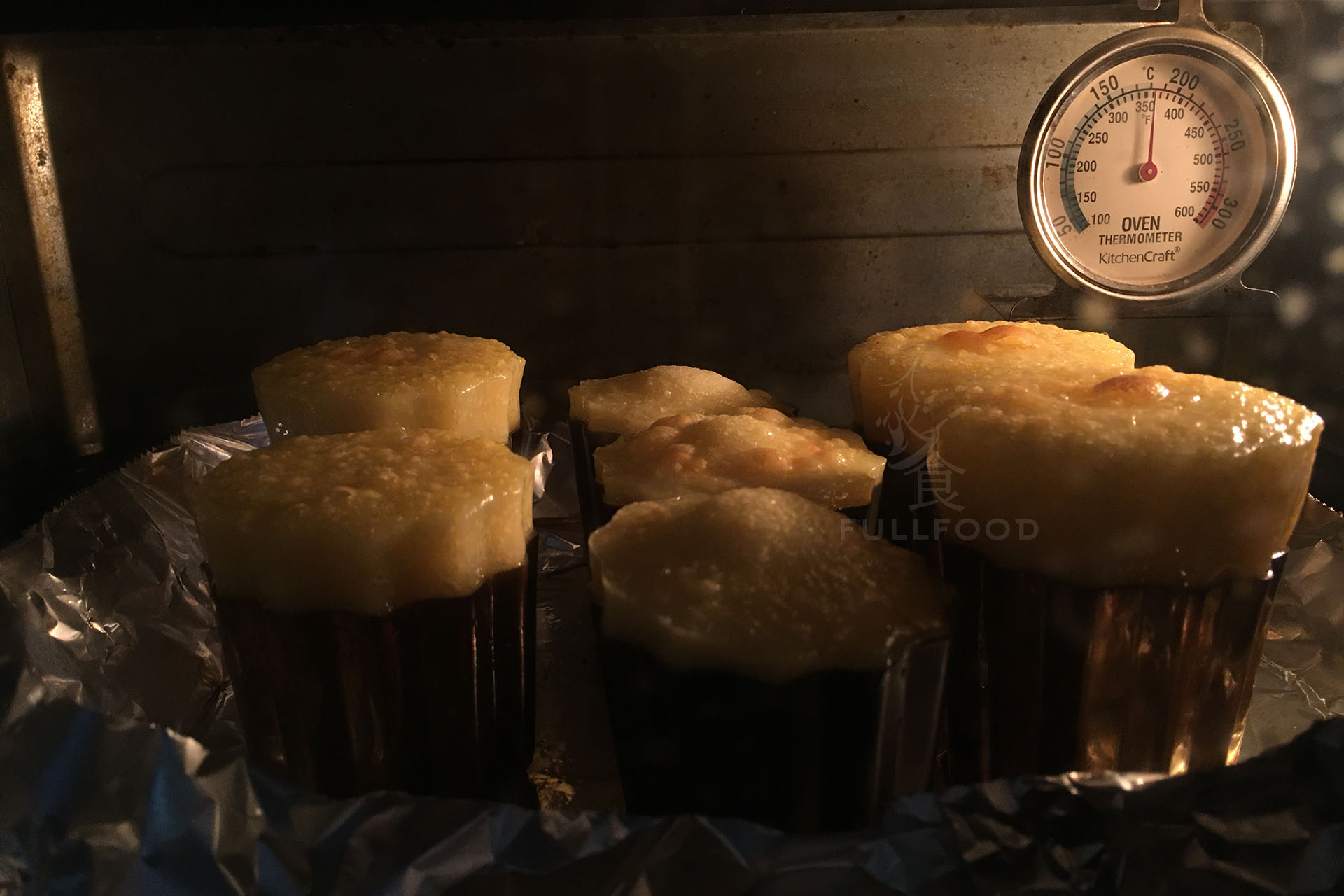 canele mise en place - mold