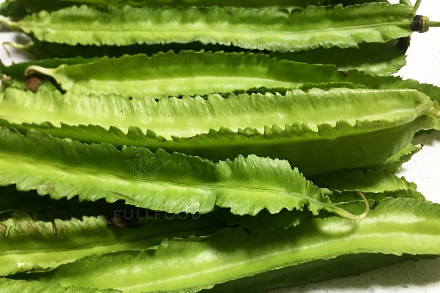 winged beans with 01