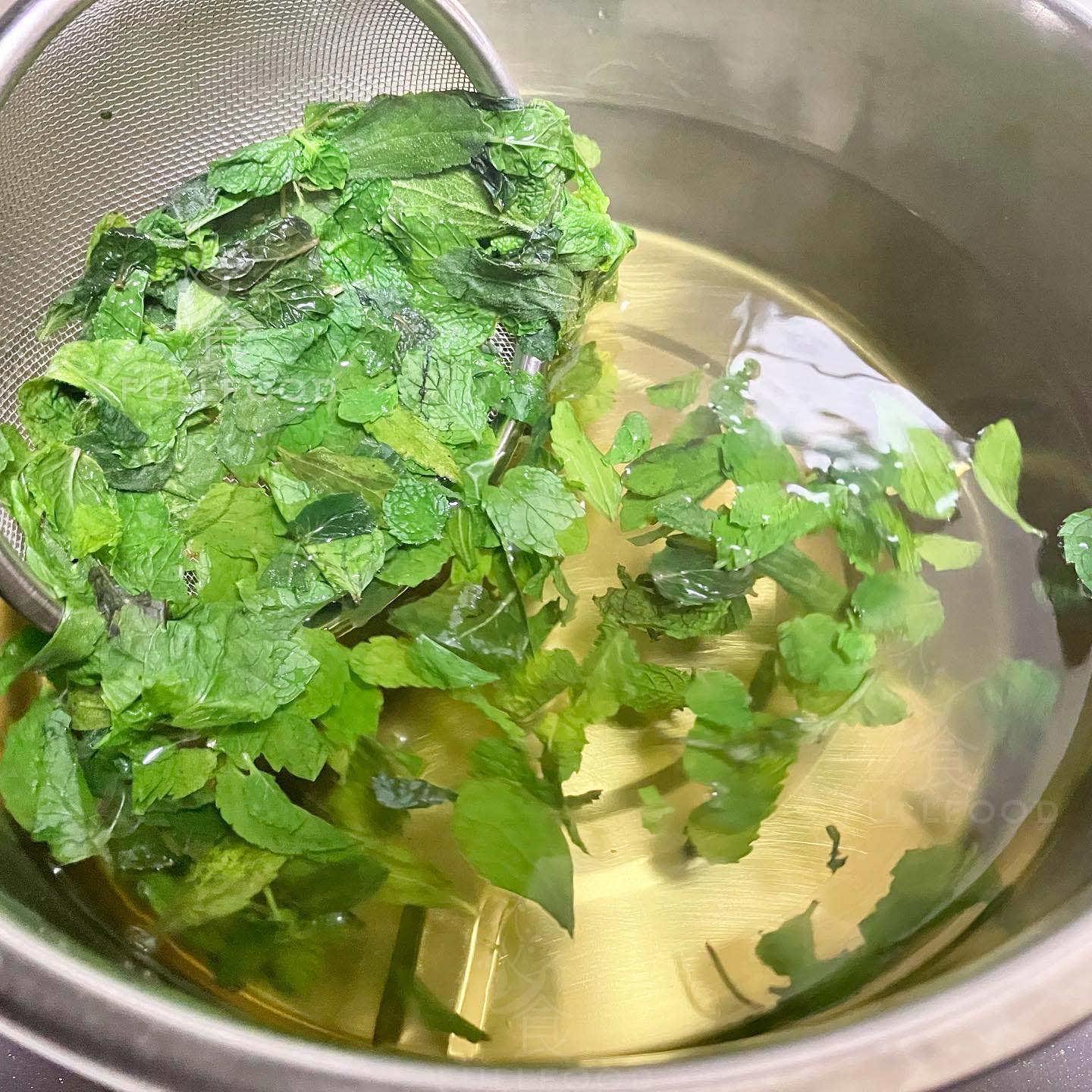 mint stevia tea 04